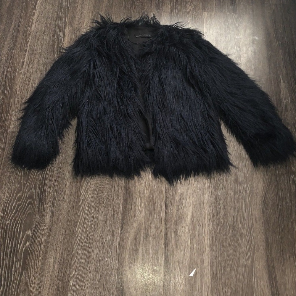 Zara Short Faux Fur Navy Blue Coat Size M
